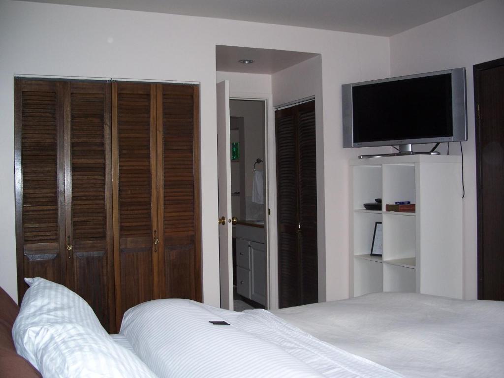 برينس روبيرت Tall Trees Bed & Breakfast الغرفة الصورة