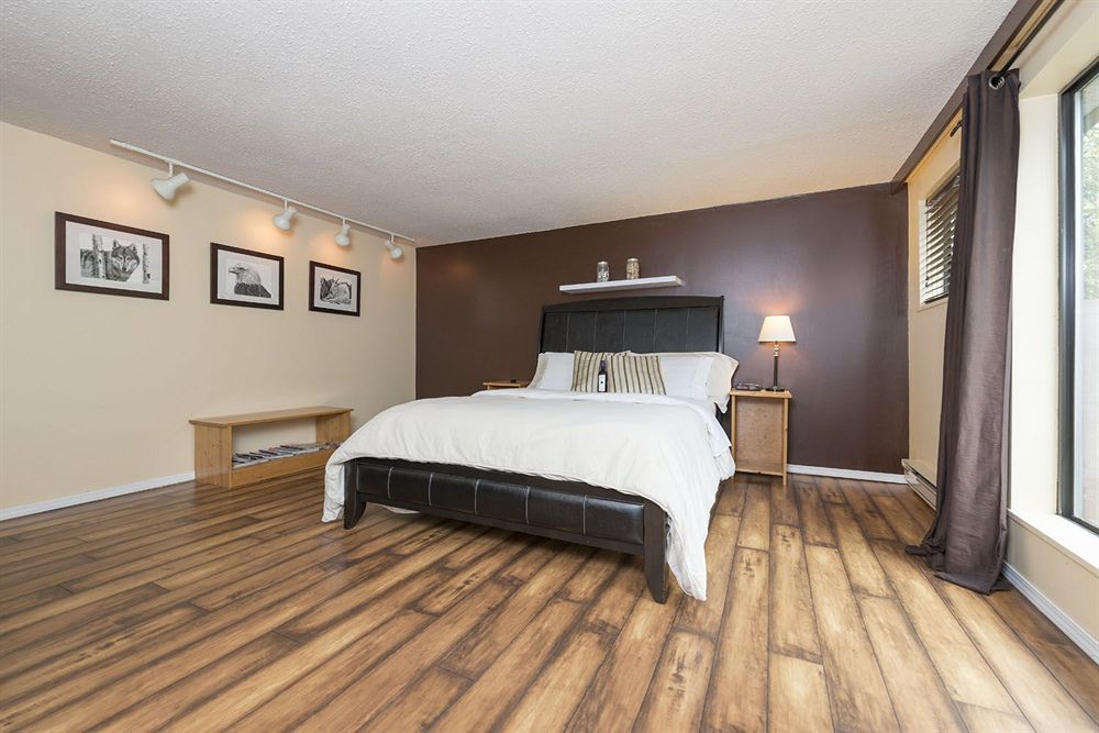برينس روبيرت Tall Trees Bed & Breakfast المظهر الخارجي الصورة
