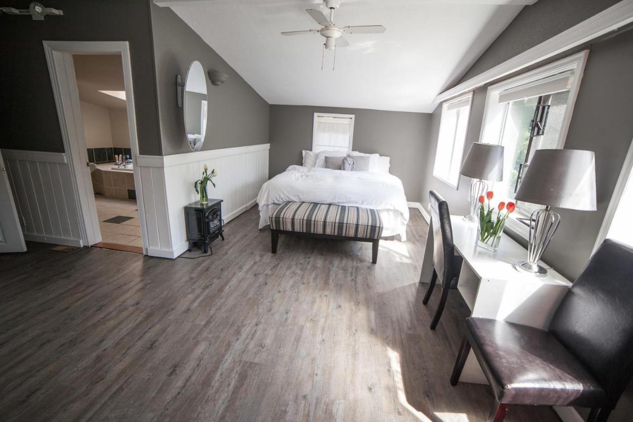 برينس روبيرت Tall Trees Bed & Breakfast المظهر الخارجي الصورة